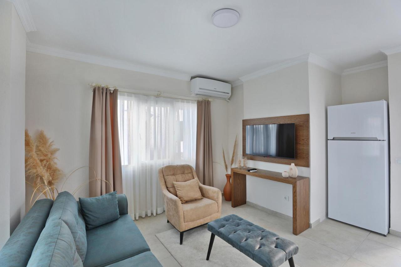 Lavinya Otel 古托克布库 外观 照片